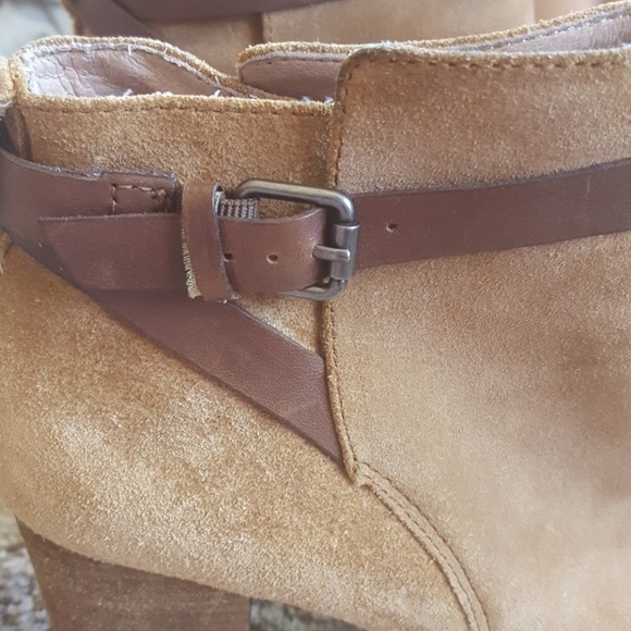 Madewell Aimee Ankle Suede Bootie Size 11 - Picture 4 of 7